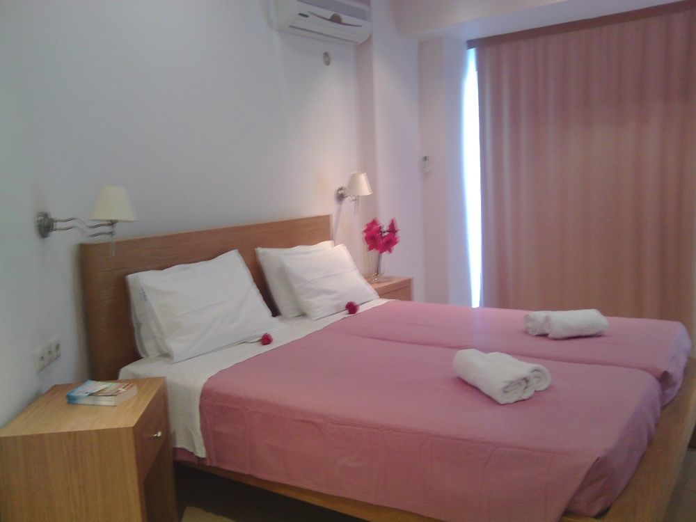 Maria Apartments Ajía Pelajía Kültér fotó
